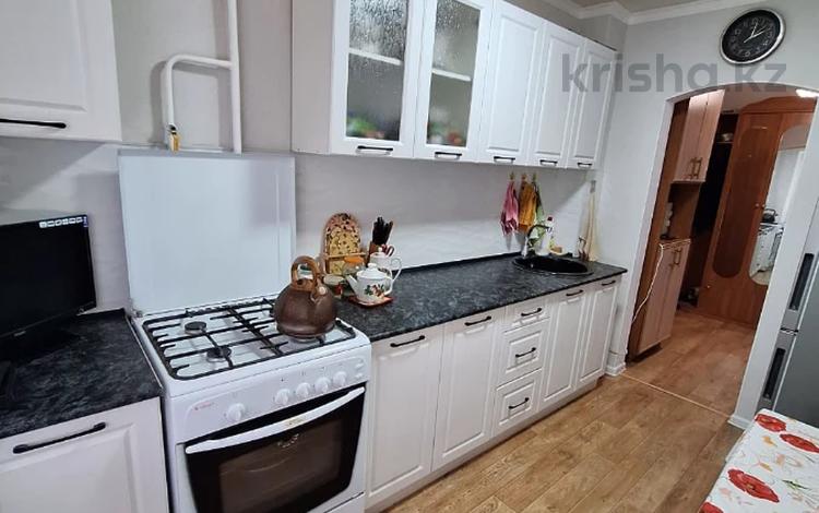 3-бөлмелі пәтер · 61 м² · 2/5 қабат, Абу Бакира Кердери, бағасы: 20.5 млн ₸ в Уральске — фото 2