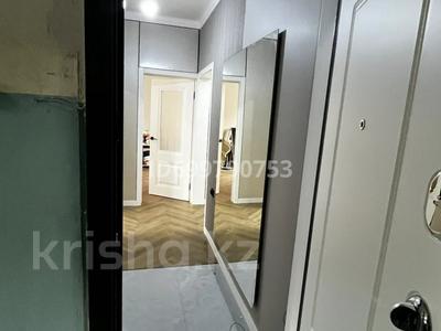 3-бөлмелі пәтер · 72 м² · 3/9 қабат, Ақсай-2 ш/а. 38, бағасы: 400 000 ₸ в Алматы, Ауэзовский р-н