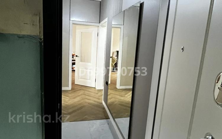 3-бөлмелі пәтер · 72 м² · 3/9 қабат, Ақсай-2 ш/а. 38, бағасы: 400 000 ₸ в Алматы, Ауэзовский р-н — фото 13