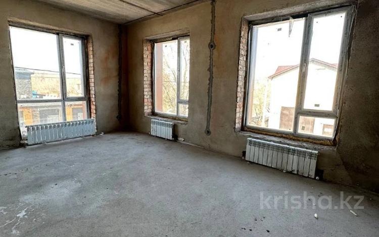 4-комнатная квартира · 96.2 м² · 4/4 этаж, мкр Михайловка , Мукатая Жанибекова 118 за ~ 36.6 млн ₸ в Караганде, Казыбек би р-н — фото 11