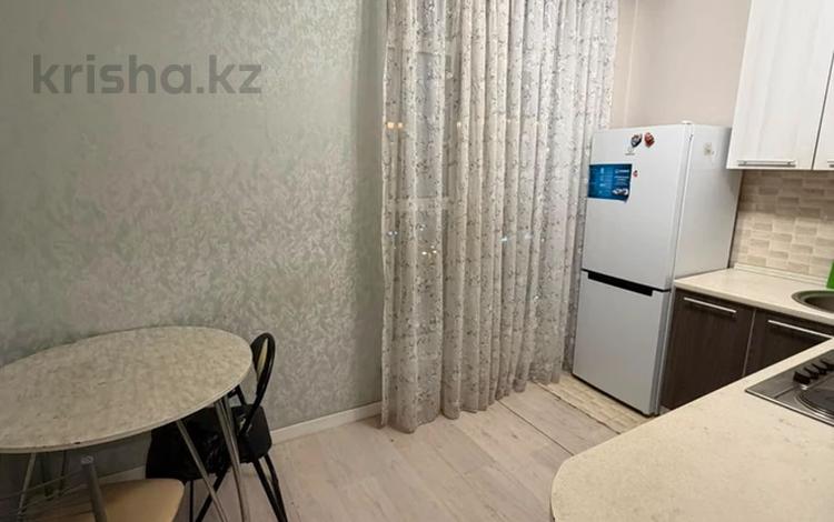 1-комнатная квартира · 42 м² · 8/12 этаж, Мангилик Ел 51 за 200 000 ₸ в Астане, Есильский р-н — фото 12