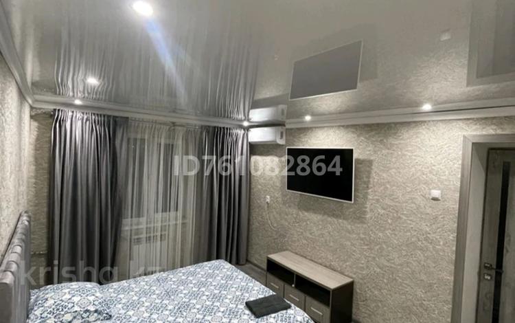1-бөлмелі пәтер · 37 м² · 5/5 қабат, Сулейменова 46 — Вечный огонь , вокзал , зубенко , гор парк,жайна, бағасы: 12 000 ₸ в  — фото 2