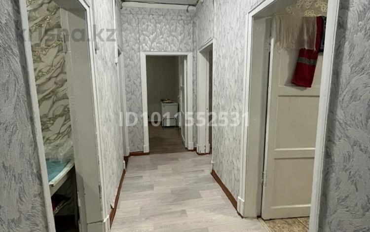 3-комнатная квартира · 78.8 м² · 3/3 этаж, Бобровка, Баян Байгожиной 7 за 15 млн ₸ в Семее — фото 2