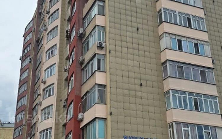 3-бөлмелі пәтер · 120.9 м² · 9/15 қабат, Мамыр-3 ш/а. 23, бағасы: 65 млн ₸ в Алматы, Ауэзовский р-н — фото 2