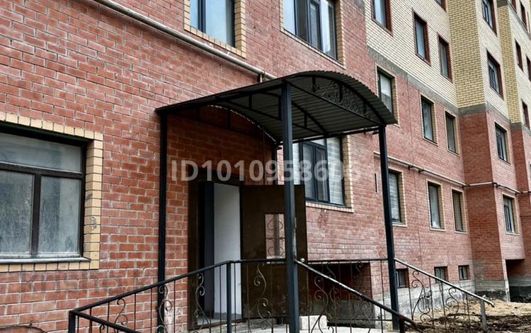 3-бөлмелі пәтер · 87.6 м² · 5/7 қабат, 17-й мкр 208/2, бағасы: 17.5 млн ₸ в Актау — фото 2
