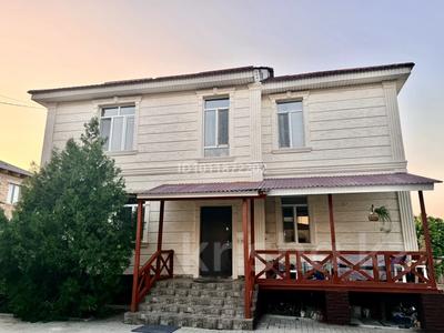 Отдельный дом · 5 комнат · 215 м² · 9 сот., Құрылысшы 33 — Ниже ул. Момышулы за 77 млн ₸ в 