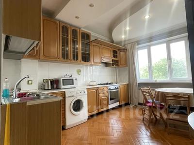 3-бөлмелі пәтер · 80 м² · 5/6 қабат, Карасай батыра 71, бағасы: 78 млн ₸ в Алматы, Алмалинский р-н