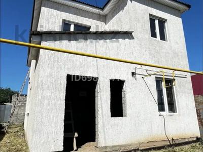 Отдельный дом · 4 комнаты · 120 м² · 2 сот., Нижняя 9 — Ориентировочно находится возле сити центра (универмаг) за 30 млн ₸ в Уральске