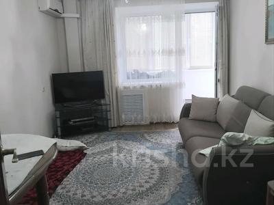 3-бөлмелі пәтер · 62 м² · 4/5 қабат, Льва Толстого — Кардери _ Льва Толстого, бағасы: 24 млн ₸ в Уральске, мкр Школьник