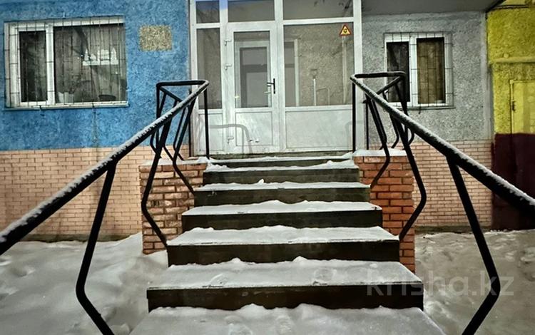 Свободное назначение, офисы, магазины и бутики, салоны красоты, медцентры и аптеки · 65 м² за 29 млн ₸ в Петропавловске — фото 2