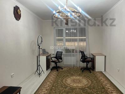 1 бөлме · 65 м² · 3/13 қабат, мкр Туран-2, Куйші мамин 3402, бағасы: 100 000 ₸ в Шымкенте, Каратауский р-н