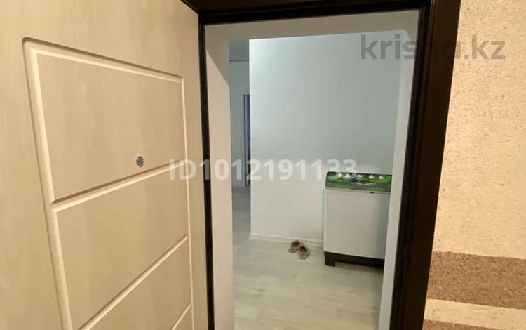 2-комнатная квартира · 67 м² · 4/9 этаж, Мкр. Алтын орда 350 за 29.9 млн 〒 в Актобе, мкр Авиатор — фото 2