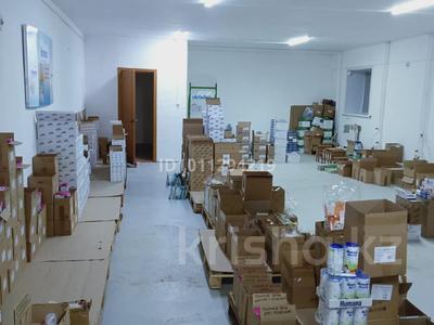Свободное назначение, офисы, магазины и бутики, склады, салоны красоты, фитнес и спорт, медцентры и аптеки, образование, развлечения, конференц-залы, кабинеты и рабочие места, студии · 90 м² за 300 000 ₸ в Кокшетау