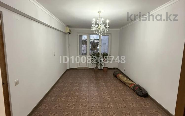 3-комнатная квартира · 58.5 м² · 5/5 этаж, Привокзальный 5 10 за 13.9 млн ₸ в Атырау, мкр Привокзальный-5 — фото 2