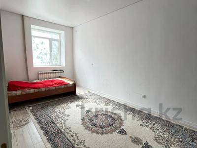 1-бөлмелі пәтер · 40 м² · 1/9 қабат, мкр Болашак 131Г, бағасы: 13.5 млн 〒 в Актобе