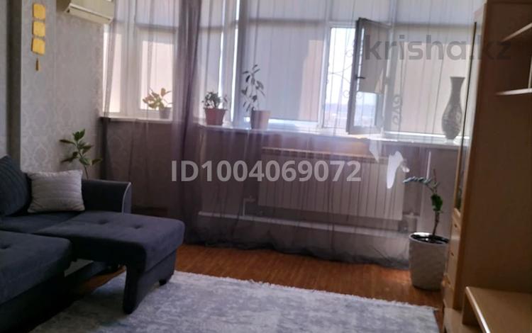 2-бөлмелі пәтер · 89.9 м² · 11/11 қабат, мкр 5, Есет батыра 108 А, бағасы: 28.5 млн ₸ в Актобе — фото 2