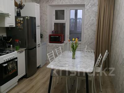 3-бөлмелі пәтер · 85 м² · 5/10 қабат, Жамбыла 40/1, бағасы: ~ 28 млн ₸ в Уральске