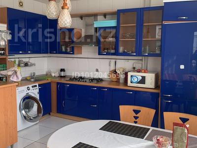 2-комнатная квартира · 83.5 м² · 8/9 этаж, просп. Каныша Сатпаева 48В — ТРЦ Ардагер Рубин за 28 млн 〒 в Атырау, мкр Авангард-2