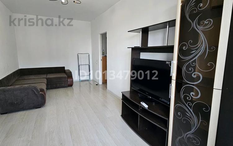 2-комнатная квартира · 50 м² · 9/12 этаж, Райымбека 259 за 280 000 ₸ в Алматы, Жетысуский р-н — фото 2