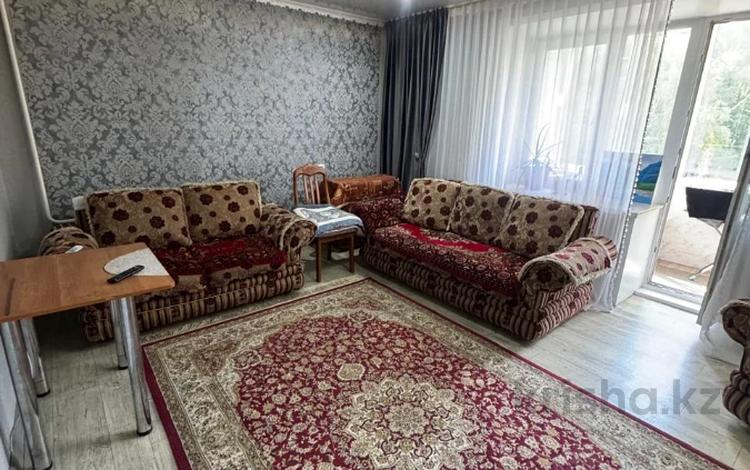 5-комнатная квартира · 86 м² · 2/5 этаж, Михаэлиса 2 за 36.6 млн 〒 в Усть-Каменогорске — фото 2