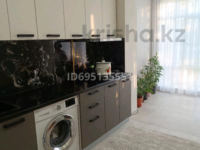 3-бөлмелі пәтер · 75 м² · 2/5 қабат, 14-й мкр 36 — Школа садик, бағасы: 26 млн ₸ в Актау