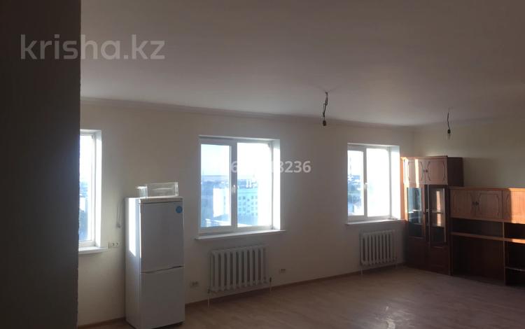 3-комнатная квартира, 100 м², 12/16 этаж, Женис 67 — проспект Женис