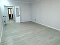 3-бөлмелі пәтер · 98.3 м² · 2/9 қабат, Алтын орда ш/а. 2, бағасы: 49 млн ₸ в Актобе, мкр. Алтын орда — фото 9
