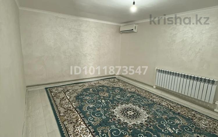 Отдельный дом · 3 комнаты · 100 м² · 10 сот., мкр Коктем, Жайсан Жангереева 39 — Нурия магазин қасында за 19 млн ₸ в Атырау — фото 2