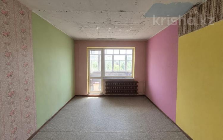 3-бөлмелі пәтер · 62.9 м² · 5/5 қабат, 6 МКР, бағасы: 8 млн ₸ в Темиртау — фото 3