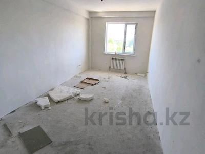 3-комнатная квартира · 74 м² · 4/5 этаж, Кабанбай батыр за 23.5 млн 〒 в Талдыкоргане