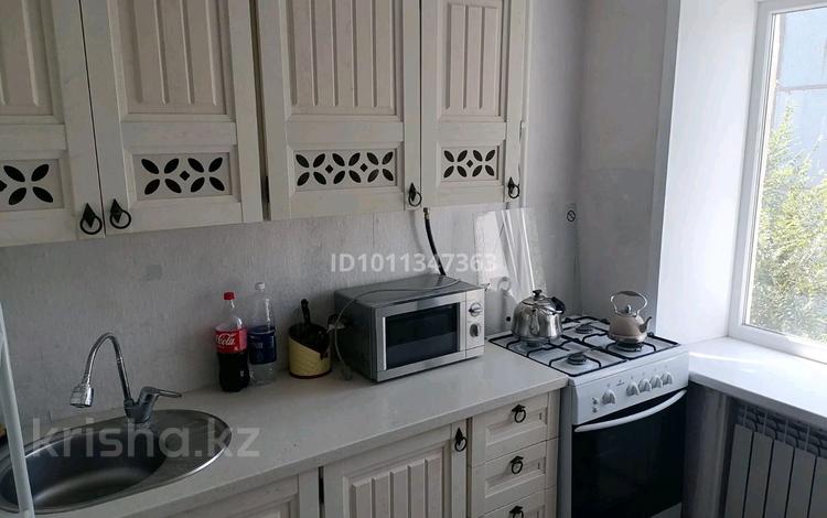 1-комнатная квартира · 36 м² · 3/5 этаж, мкр 8 — ДВД за 120 000 ₸ в Актобе — фото 2