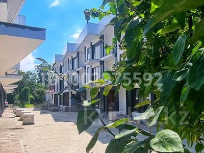 Отдельный дом · 5 комнат · 222 м² · 90 сот., Адлии 93 — У нового бульвара за ~ 114.5 млн 〒 в Батуми