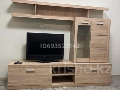 Пәтерлер в Алматы: 1-бөлмелі пәтер · 45 м² · 1/4 қабат · ай сайын, Нурмагамбетова, бағасы: 230 000 〒 1-бөлмелі пәтер · 45 м² · 1/4 қабат · ай сайын, Нурмагамбетова, бағасы: 230 000 〒 в Алматы, Медеуский р-н
