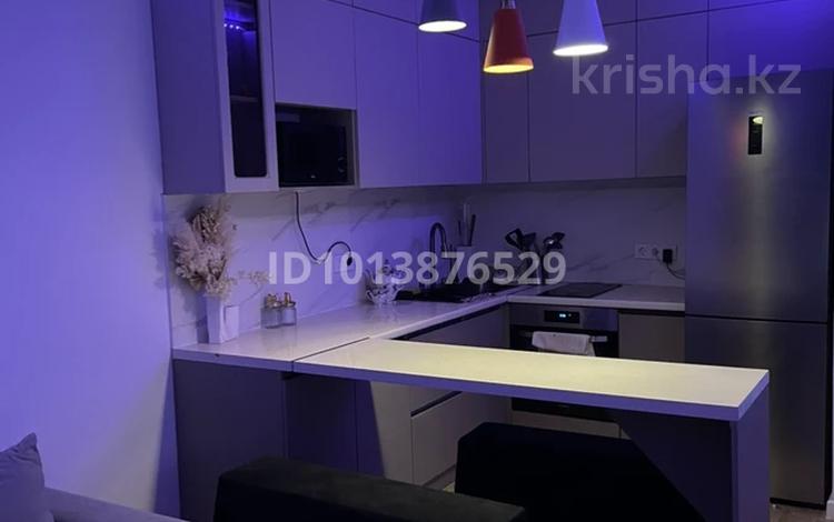 2-комнатная квартира · 50 м² · 9/12 этаж, Кабанбай батыра 59 за 300 000 ₸ в Астане, Нура р-н — фото 15