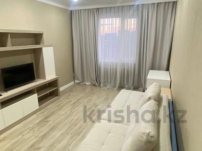 Аренда квартир в Астане: 1-комнатная квартира · 40 м² · 9/12 этаж · помесячно, Кабанбай батыра 40 за 180 000 〒 1-комнатная квартира · 40 м² · 9/12 этаж · помесячно, Кабанбай батыра 40 за 180 000 〒 в Астане, Есильский р-н