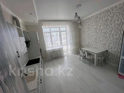 1-комнатная квартира · 65 м² · 4/7 этаж, мкр. Алтын орда, проспект Тауелсиздик 18а за 200 000 〒 в Актобе
