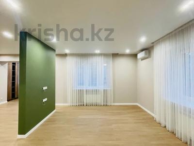 3-комнатная квартира · 110.6 м² · 2/8 этаж, Санкибай Батыра пр-т за 65.3 млн 〒 в Актобе