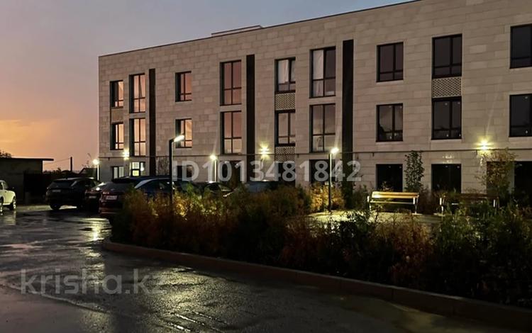 3-комнатная квартира · 60 м² · 2/3 этаж, мкр Курамыс 25/44 за 350 000 ₸ в Алматы, Наурызбайский р-н — фото 2