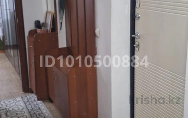 2-бөлмелі пәтер · 60 м² · 3/5 қабат, мкр Арай-2, Мкр Арай-2 13дом 71, бағасы: 20 млн ₸ в Таразе — фото 2