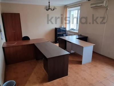 Кеңселер, дүкендер мен бутиктер • 160.7 м², бағасы: 34 млн 〒 в Актобе