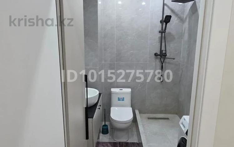 1-комнатная квартира · 35 м² · 7/12 этаж, мкр Шугыла 340/35 за 15 000 ₸ в Алматы, Наурызбайский р-н — фото 2