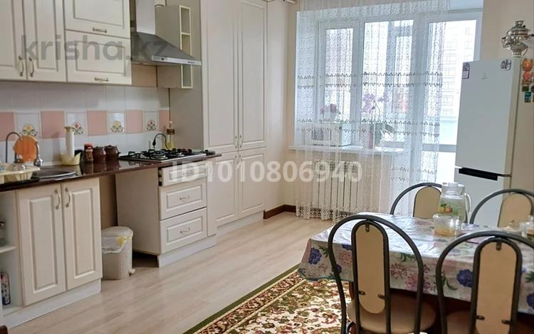 2-бөлмелі пәтер · 65 м² · 3/5 қабат, Батыс 2 22 — Арка Нектар. АпортЖК Нектар, бағасы: 25.5 млн 〒 в Актобе — фото 2