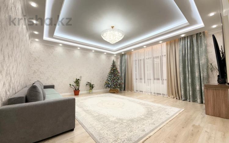 4-бөлмелі пәтер · 140 м² · 3/7 қабат, Акмешит 19/9, бағасы: 135 млн ₸ в Астане — фото 48