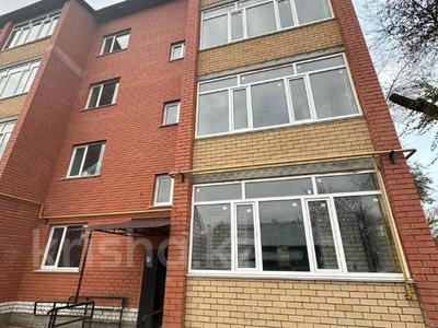 2-бөлмелі пәтер · 65 м² · 1/4 қабат, Жаханши Досмухамедова, бағасы: 21.5 млн ₸ в Уральске