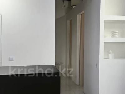 Магазины и бутики · 100 м² за 700 000 ₸ в Актау, 14-й мкр