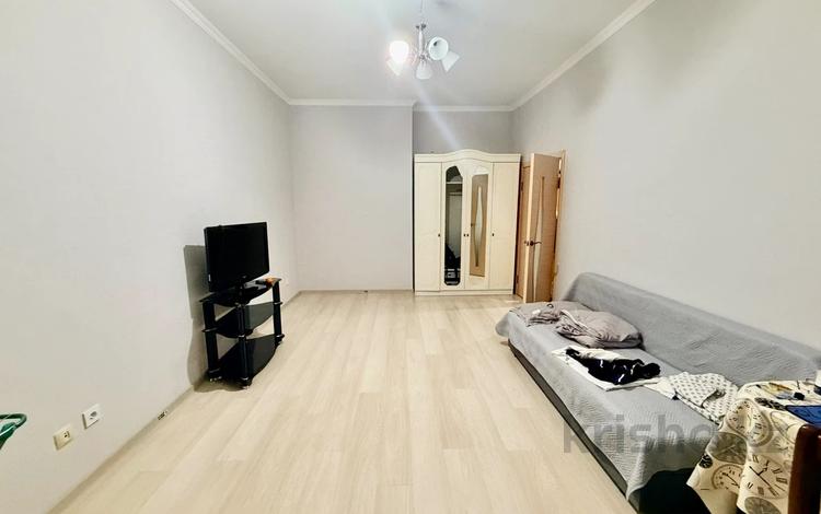 1-комнатная квартира · 40 м² · 11/13 этаж, Абикен Бектуров 7 за 23.5 млн ₸ в Астане, Есильский р-н — фото 2