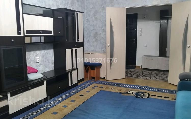 2-комнатная квартира · 65 м² · 6/9 этаж, Есенберлина 6/2 за 180 000 ₸ в Усть-Каменогорске — фото 2