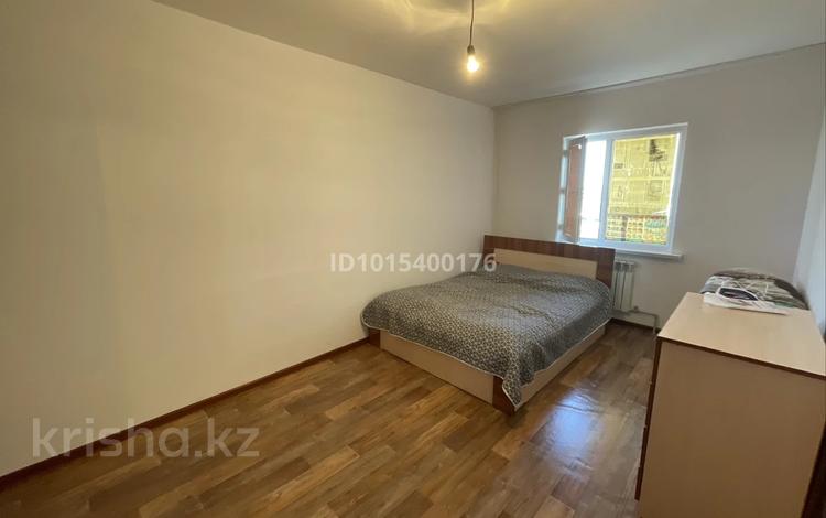 2-комнатная квартира · 56 м² · 4/5 этаж, мкр Арай-2 2 за 100 000 ₸ в Таразе — фото 2