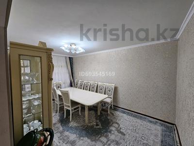 3-комнатная квартира, 65.9 м², 2/4 этаж, 1мкр — 1мкр за 25 млн 〒 в Туркестане