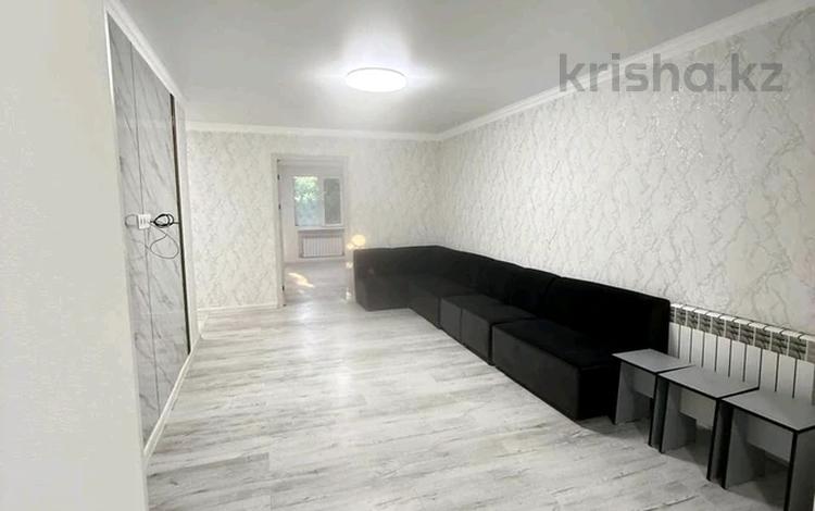 2-комнатная квартира · 52 м² · 2/5 этаж, проспекту Республики 26 за 23.5 млн ₸ в Шымкенте, Аль-Фарабийский р-н — фото 2